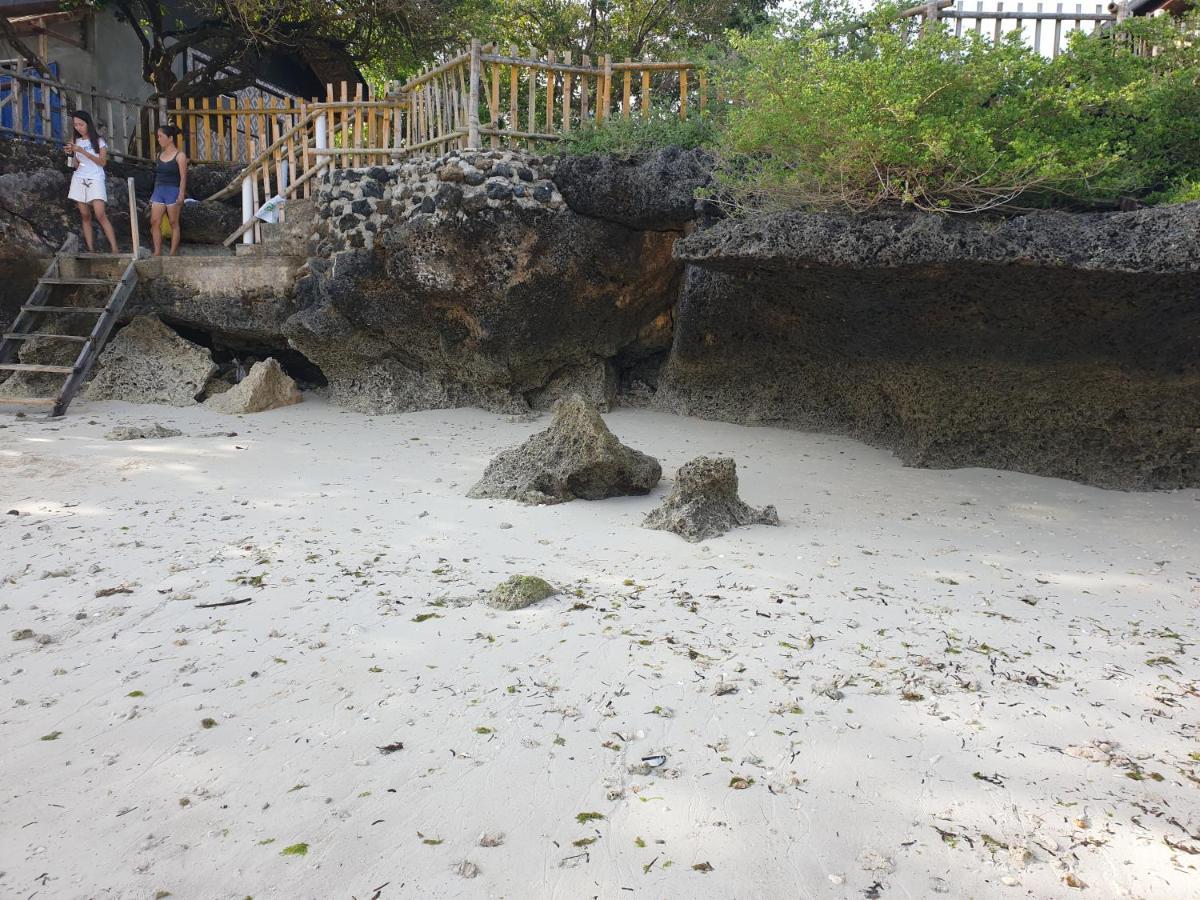 Diamond De Siquijor Beach House Esterno foto