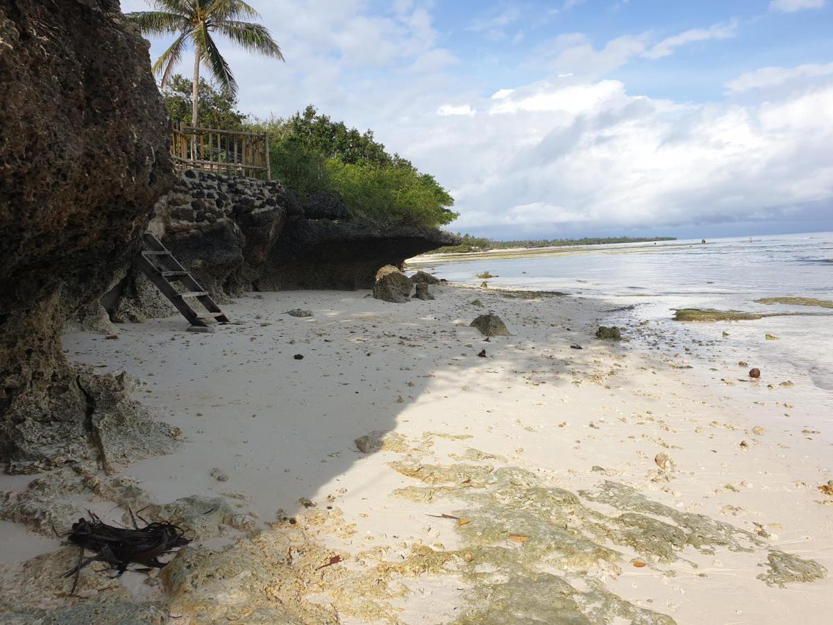 Diamond De Siquijor Beach House Esterno foto