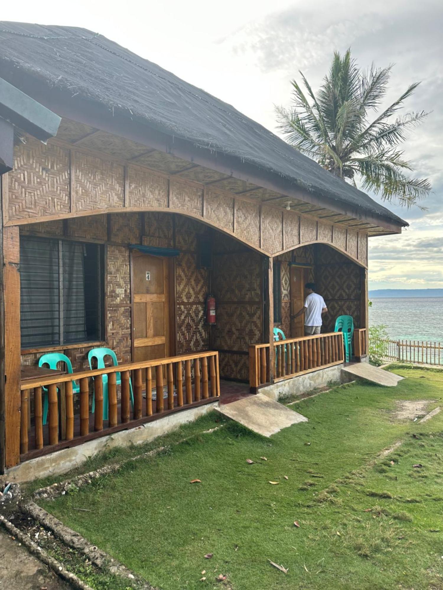 Diamond De Siquijor Beach House Esterno foto